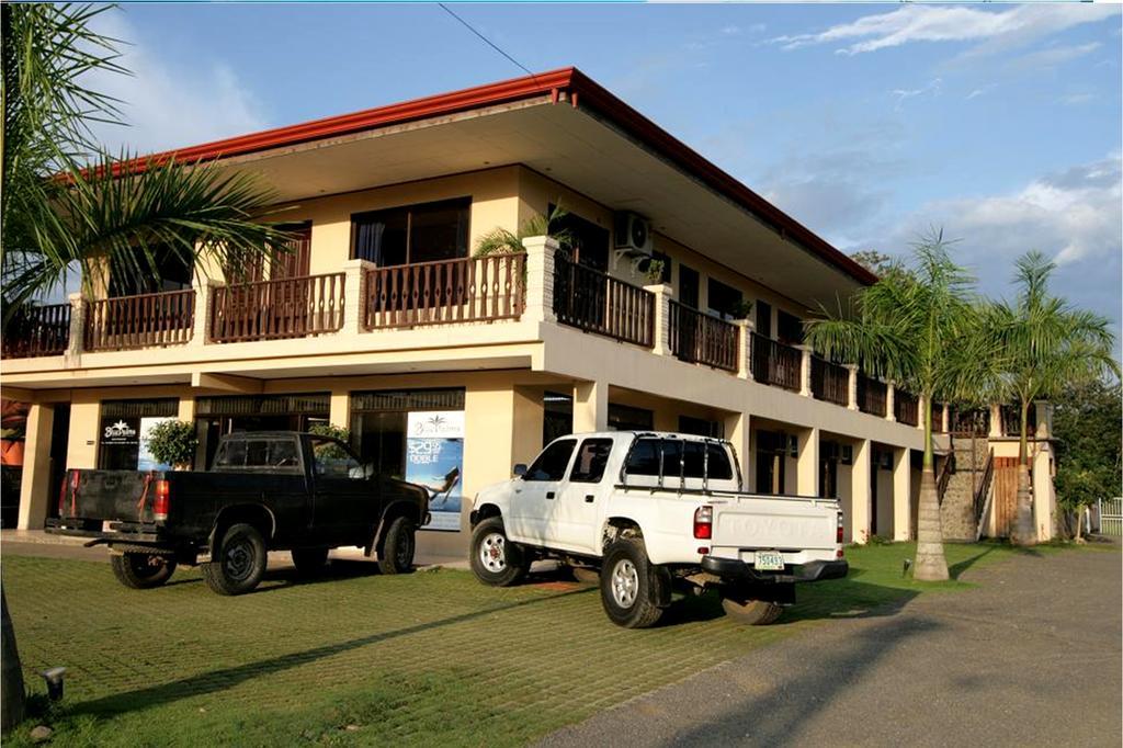 Blue Palm Hotel Jacó Exteriör bild